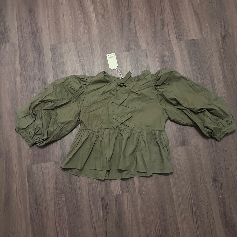Elegant Olive Women's Blouse